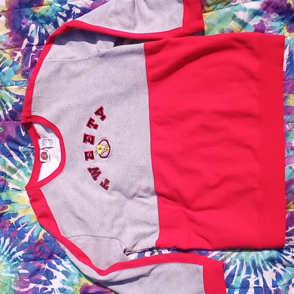 Tweety sweatshirt